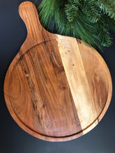 Load image into Gallery viewer, 15" Round Acacia Wood Board with handle (Custom engraving included)